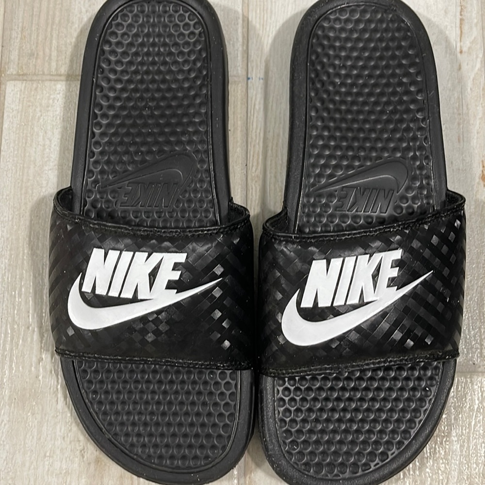 NIKE slides